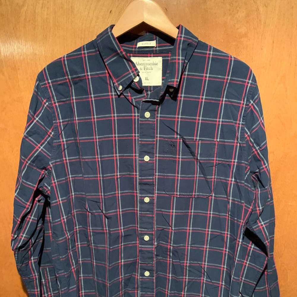 Men’s Abercrombie dress shirt